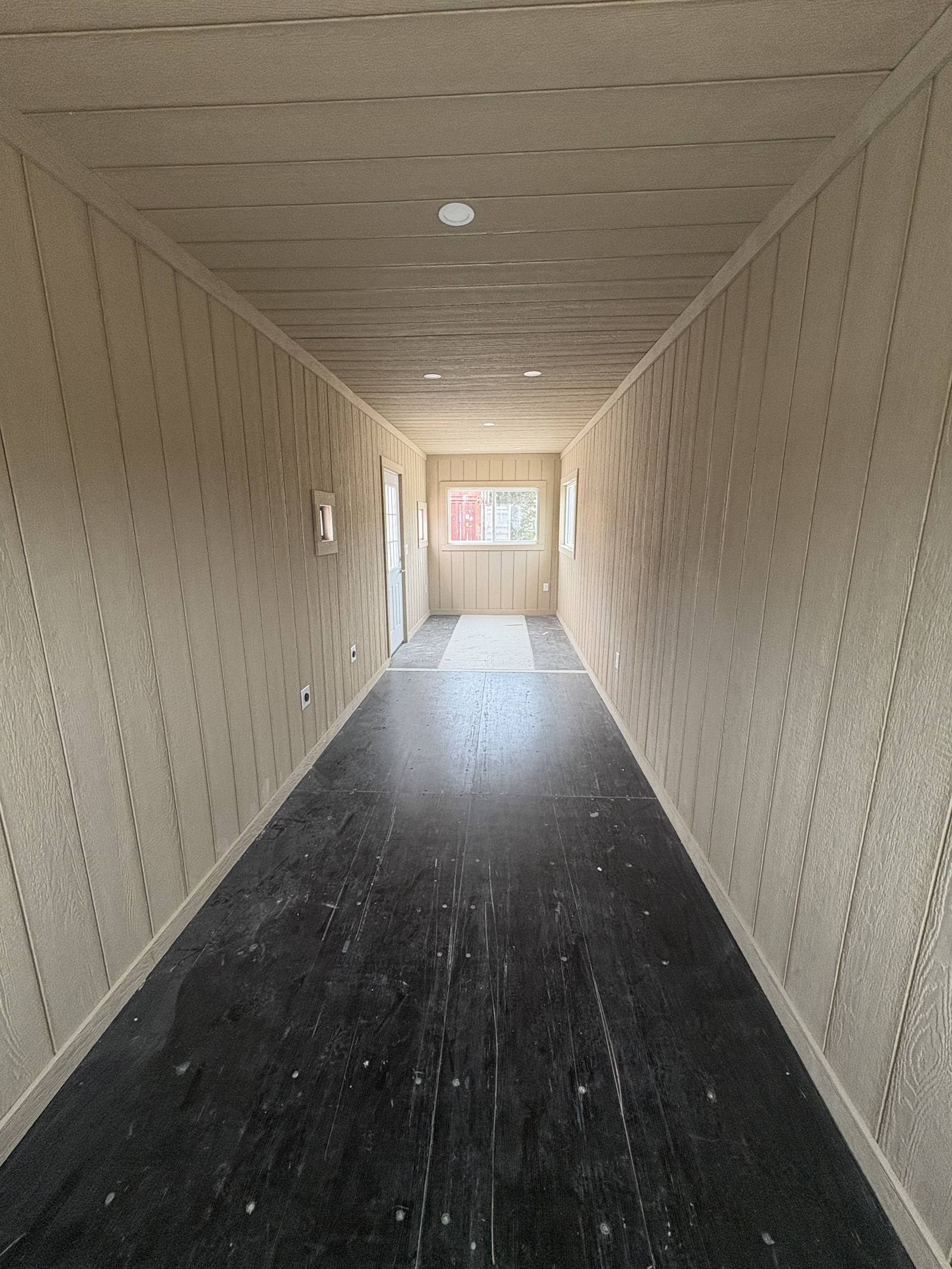 40 ft Office — interior